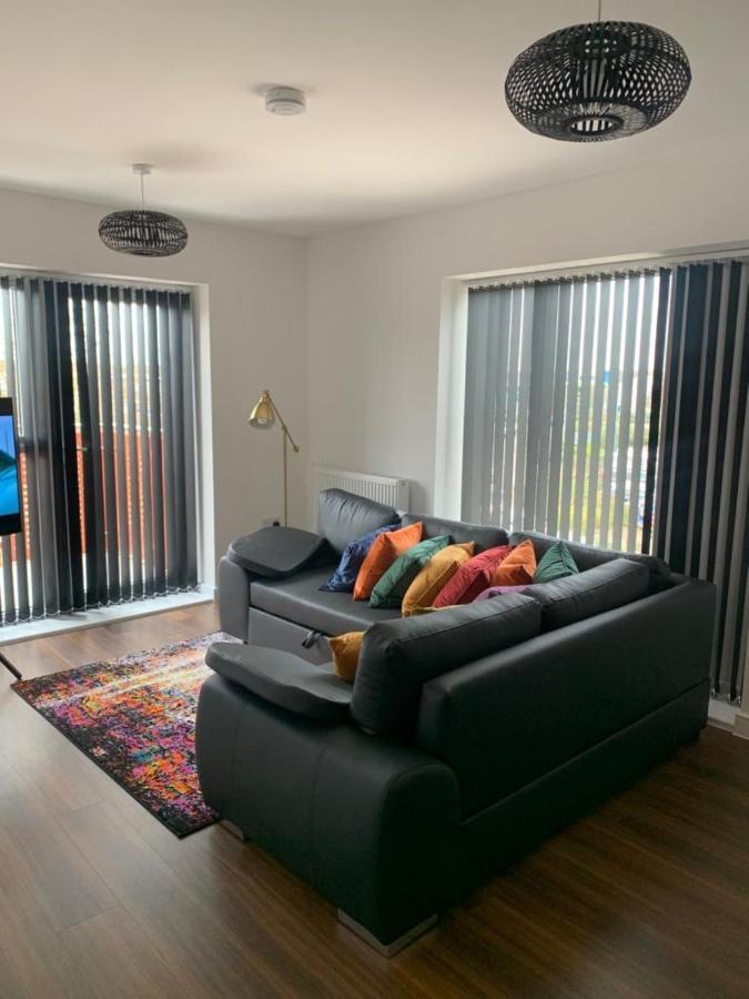 Lakeside 2 Bed Luxury Apartment No Parties No Events Early Check-In Late Check- Out Allowed West Thurrock Exteriör bild