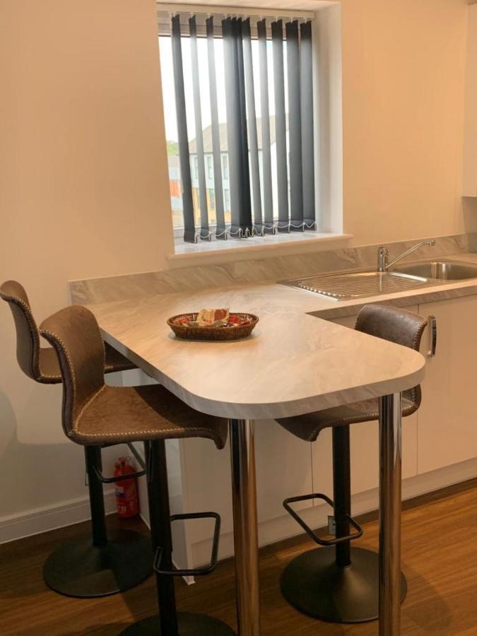 Lakeside 2 Bed Luxury Apartment No Parties No Events Early Check-In Late Check- Out Allowed West Thurrock Exteriör bild